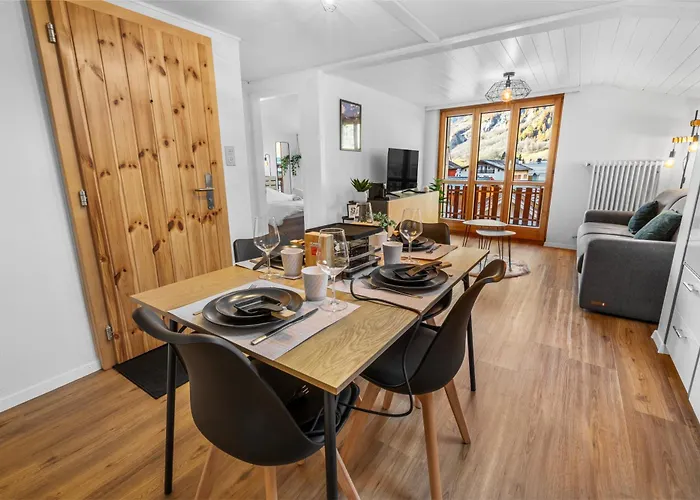 Magnifique A Loeche-les-bains ロイカーバード